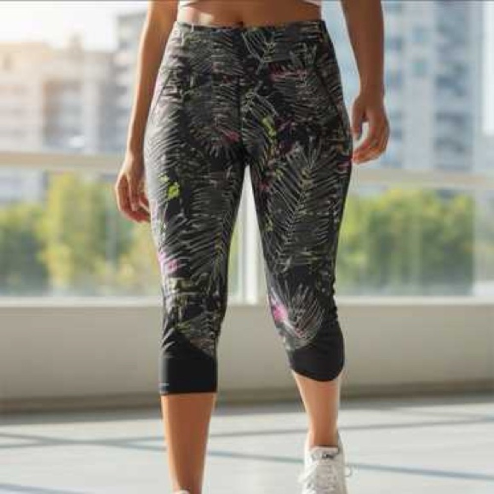 DSG Women's Black and Pink Patterned Leggings